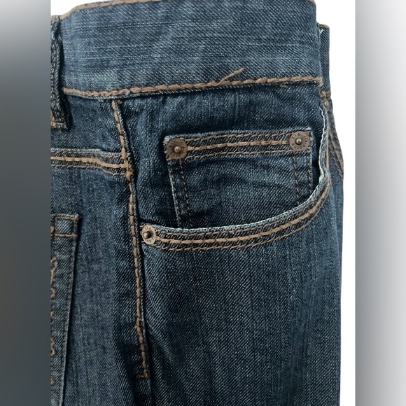 Liz Claiborne Woman’s Dark Blue Straight Jeans - Size 8 - Picture 11 of 16